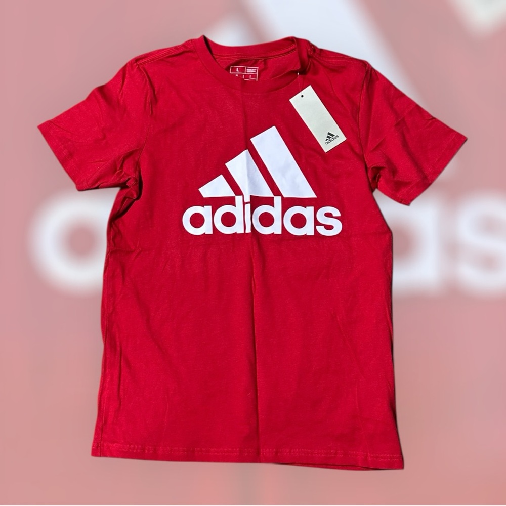 Boy’s Adidas Red T-Shirt Size Large (14/16)